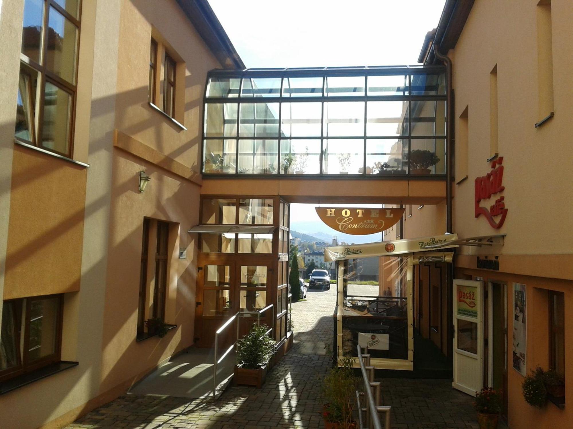 Parkhotel Centrum Spišská Nová Ves Exteriör bild