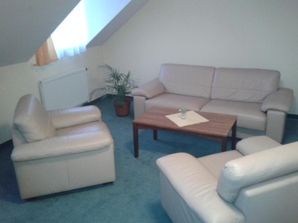 Parkhotel Centrum Spišská Nová Ves Rum bild
